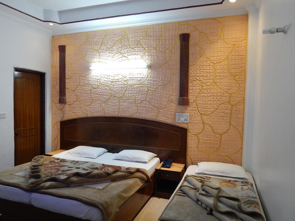 Airport Hotel Paradise International ニューデリー 部屋 写真