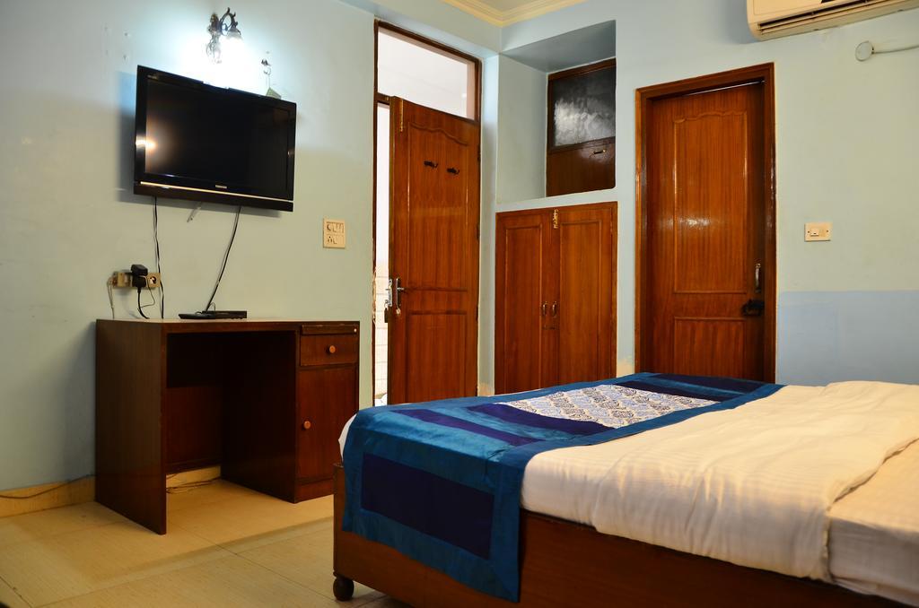 Airport Hotel Paradise International ニューデリー 部屋 写真